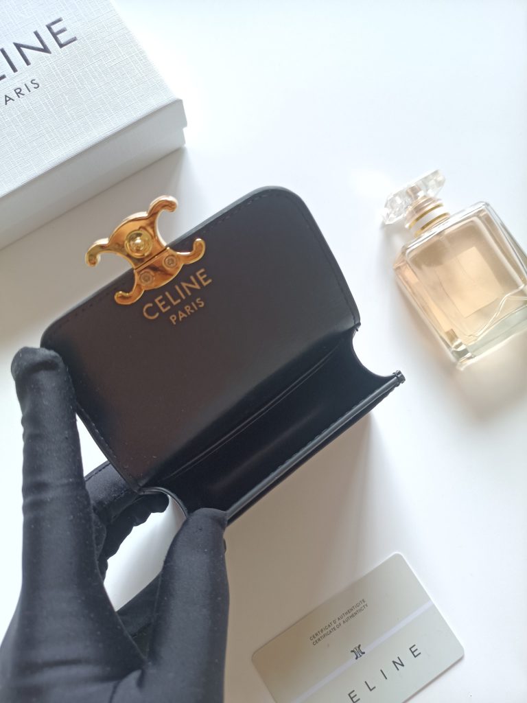 CELINE プチウォレット 黒 レザー 二つ折り プルオーバーカードケース - 画像 6