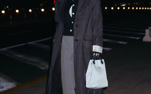 Pradaのバッグを予算内で探す前に見るブラックのポイント