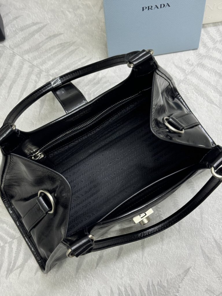 プラダ ハンドバッグ 黒 1色入 - 画像 8