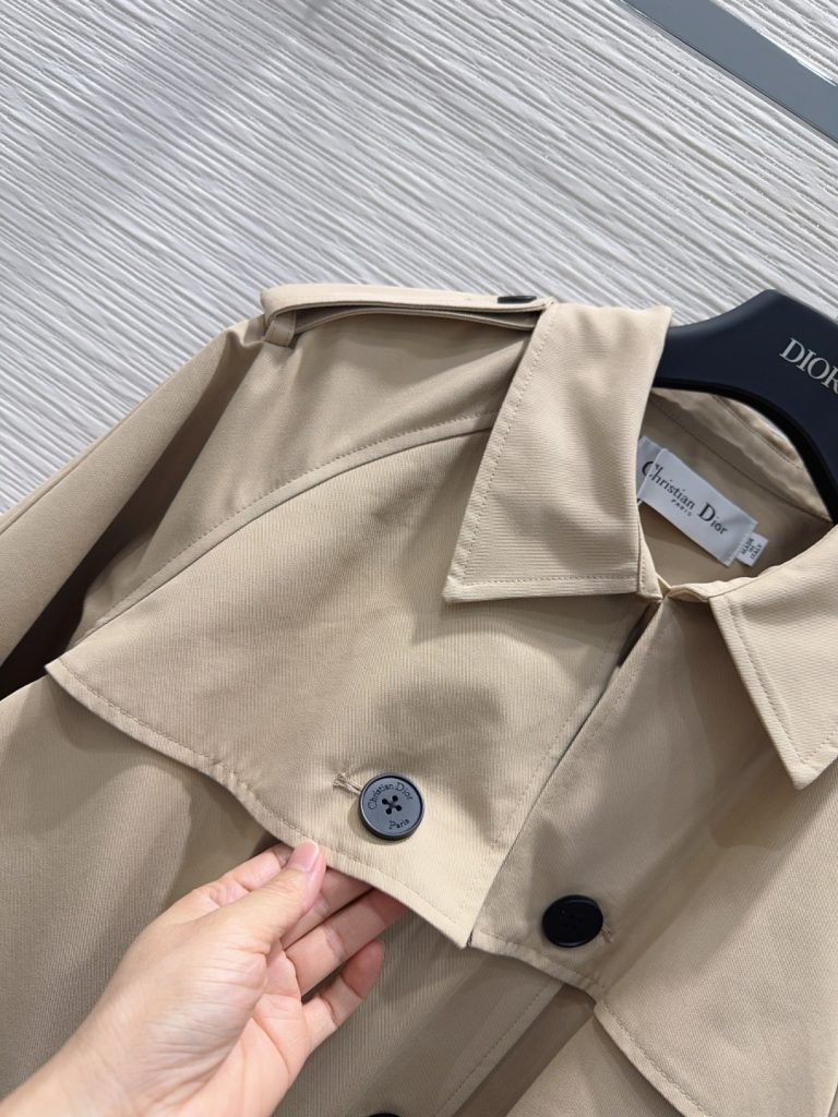 Dior トレンチコート A4収納可 ベージュ - 画像 3