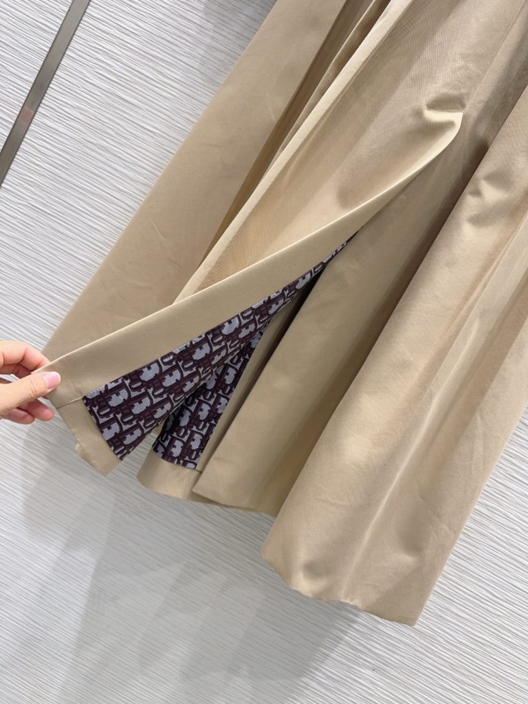 Dior トレンチコート A4収納可 ベージュ - 画像 8