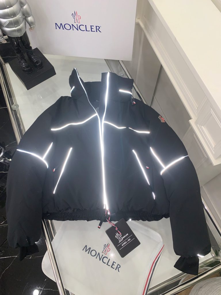 MONCLER 134 リフレクティブ ダウンジャケット ブラック - 画像 2