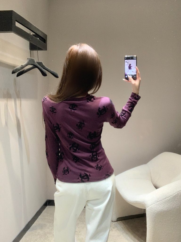 CHANEL 190 Chane 25B 双C植 袖Tシャツ パープル 弾性ニット素材 - 画像 3