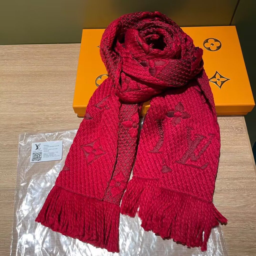 ルイヴィトン　LOUIS VUITTON MUFFLER　レディース　人気定番マフラー　冬定番マフラー　メンズもおすすめ　マフラー　エシャルプ・ロゴマニア マフラー　モノグラム　8色入れ - 画像 8