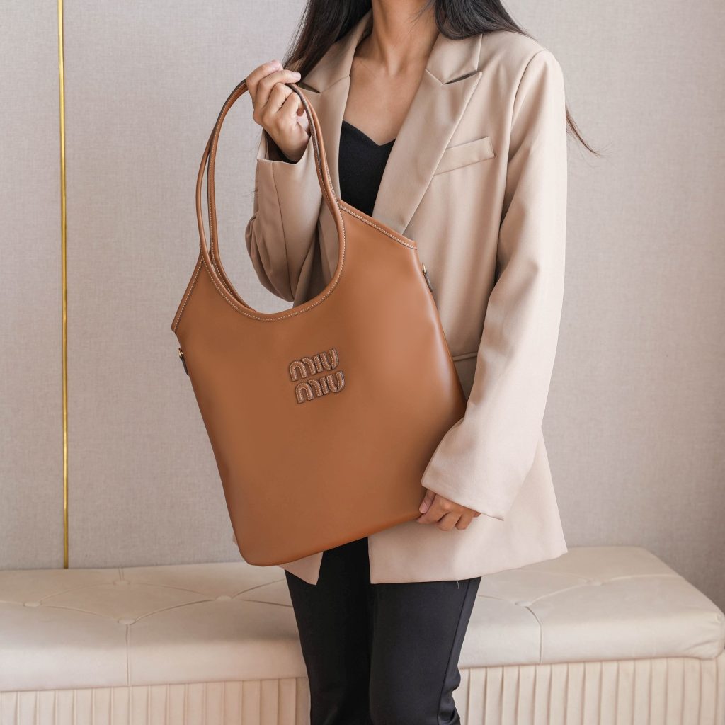 Miu Miu ハンドバッグ | レザー | ビジネス | ブラウン - 画像 5