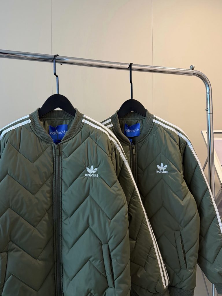ADIDAS ブランケットジャケット ブラックライン ボンバージャケット アウター オリーブグリーン ナイロン - 画像 3
