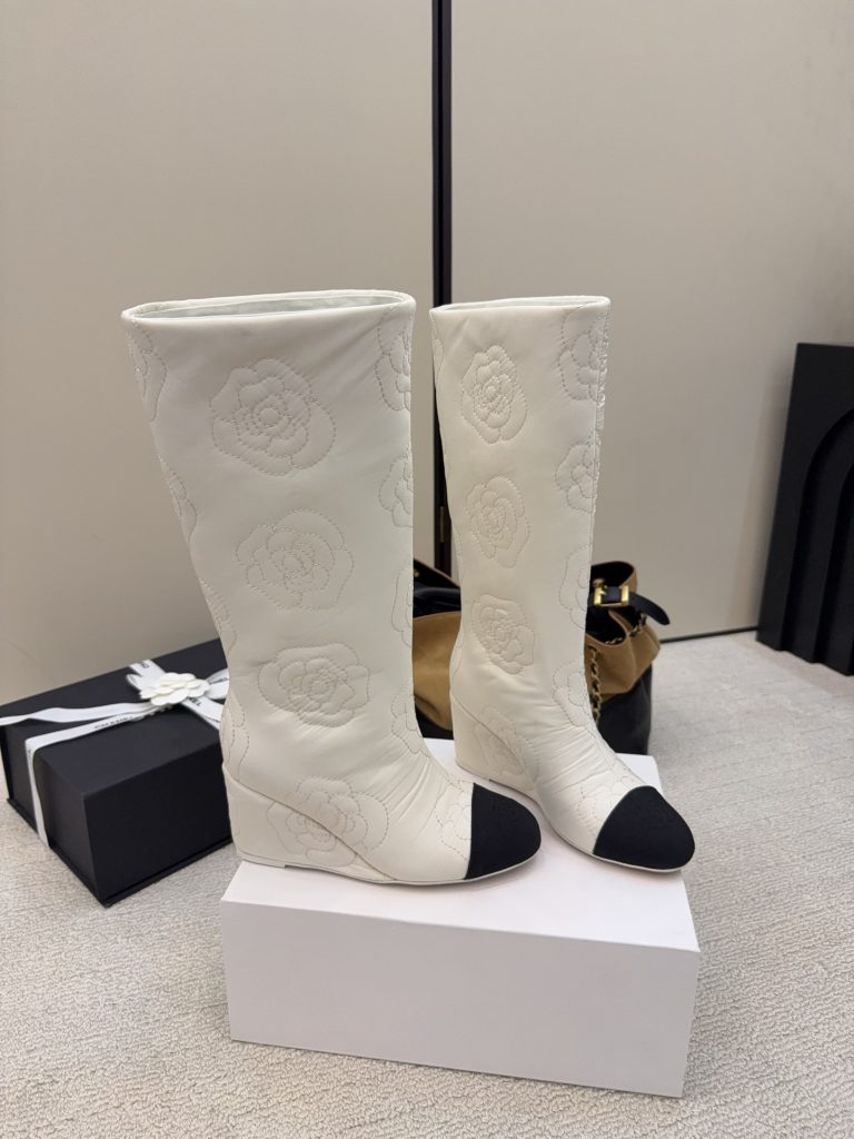 CHANEL シャネル ウェッジブーツ 本革 ロングブーツ ブラック ホワイト 36C - 画像 2