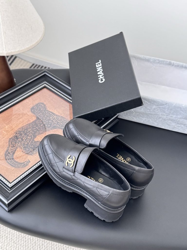 CHANEL シャネル ローファー レディース メンズ 兼用 通勤 通学 シンプル 黒 - 画像 7