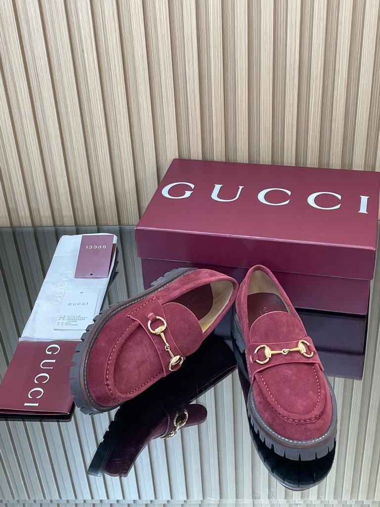 GUCCI グッチ ローファー 本革 軽量 ブラック - 画像 7