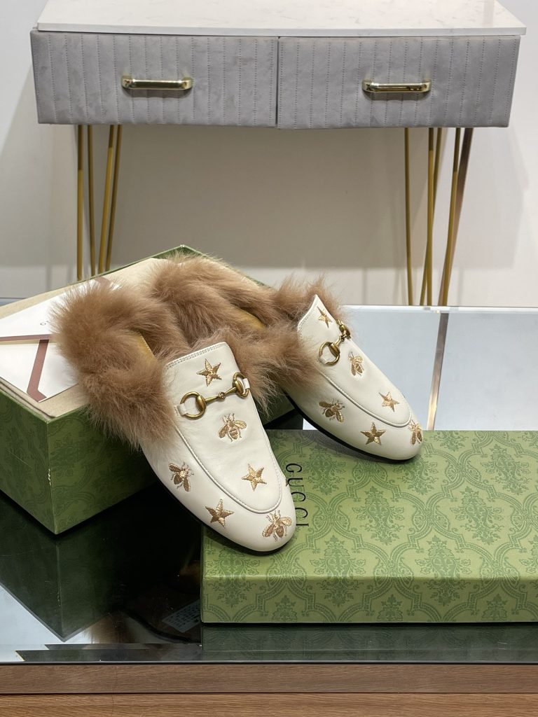 GUCCI グッチ フラットシューズ 本革 軽量 毛先 ファー ベージュ - 画像 5