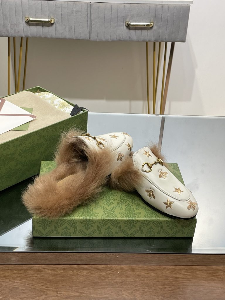GUCCI グッチ フラットシューズ 本革 軽量 毛先 ファー ベージュ - 画像 8