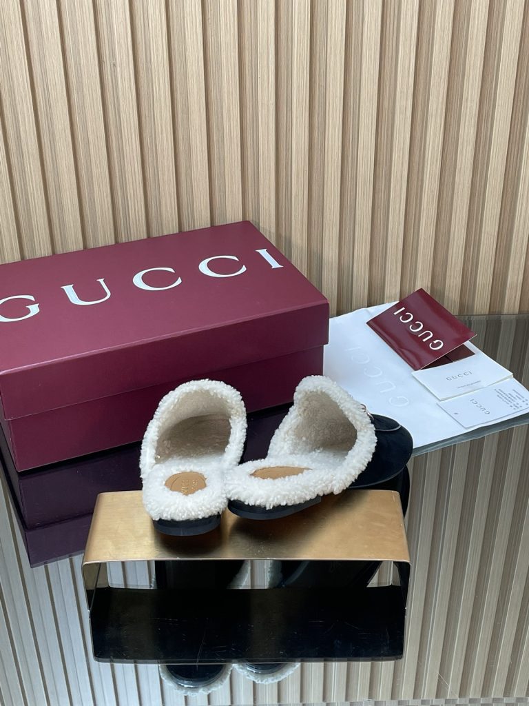 GUCCI グッチ フラットシューズ 本革 軽量 ブラック - 画像 5