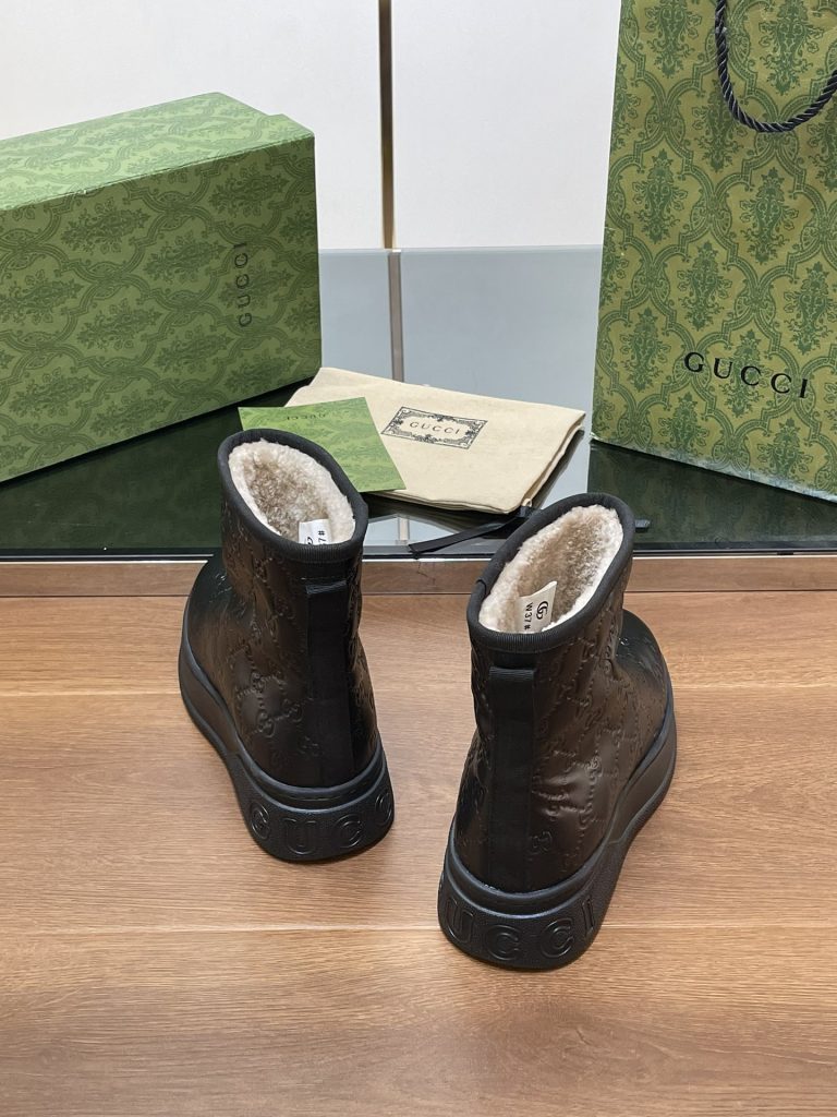 GUCCI グッチ ブーツ 本革 防水 ブラック - 画像 8