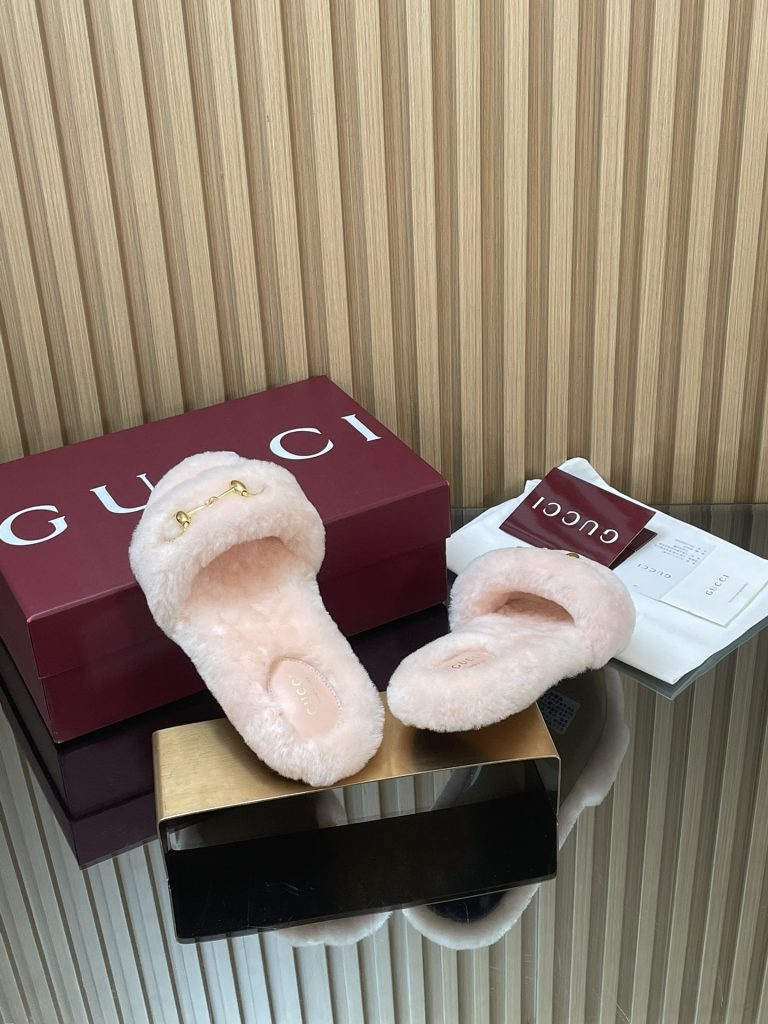 GUCCI グッチ フラットシューズ ファー 本革 ベージュ - 画像 5