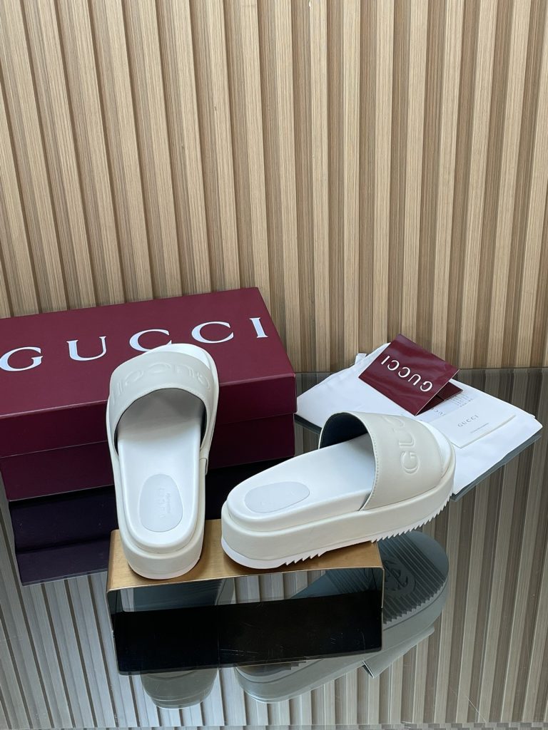 GUCCI グッチ フラットシューズ 本革 通勤 通学 ブラック - 画像 5