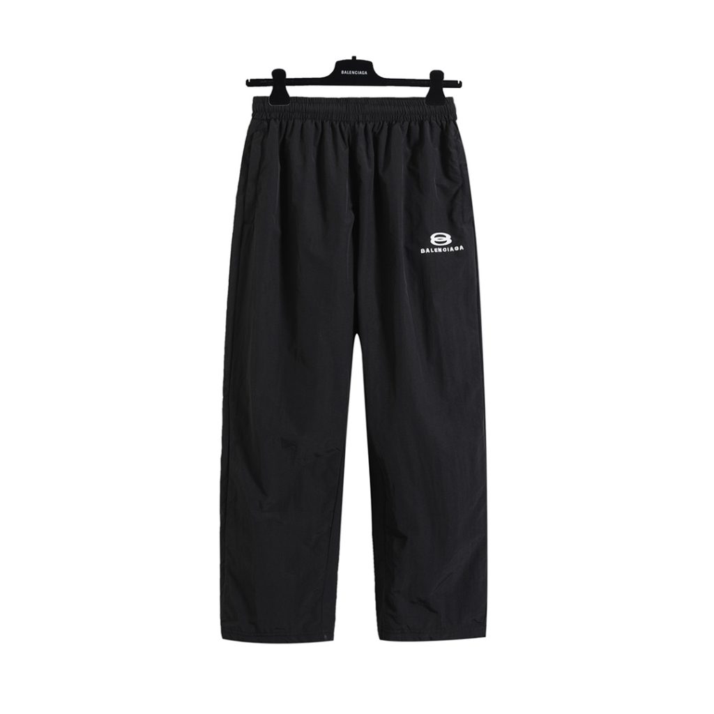 BALENCIAGA バレンシアガ フード付きスウェットシャツ ブラック - 画像 3