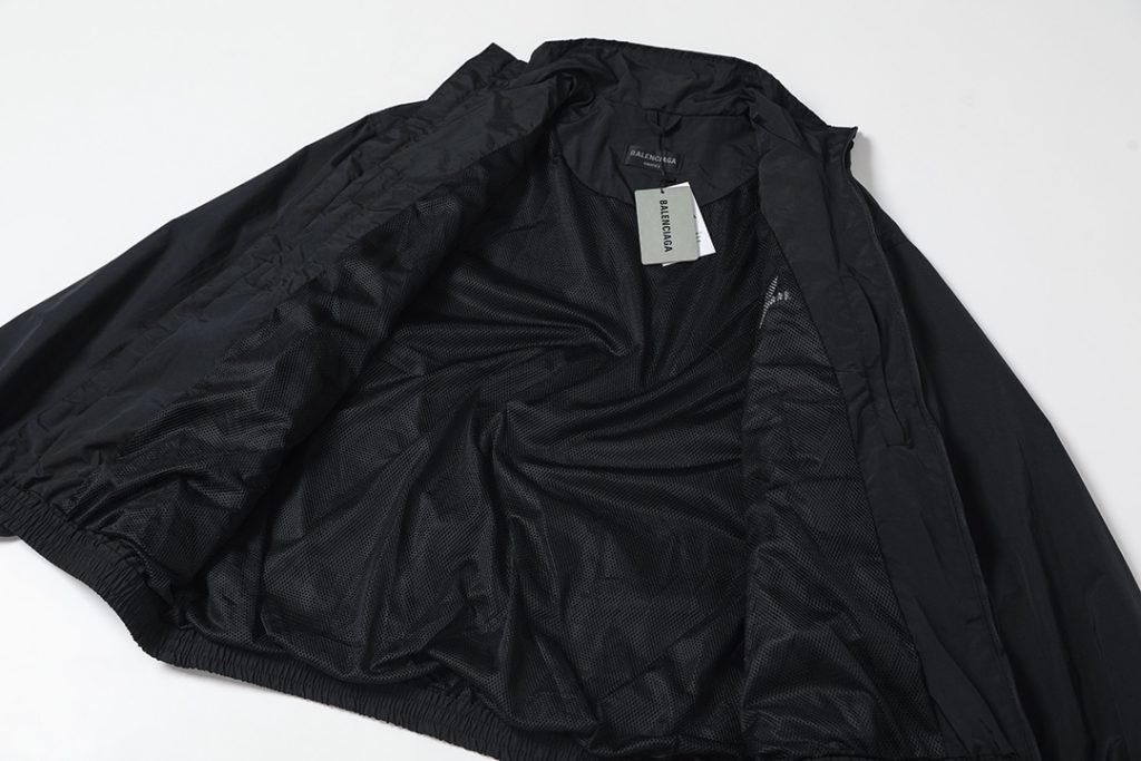 BALENCIAGA バレンシアガ フード付きスウェットシャツ ブラック - 画像 5