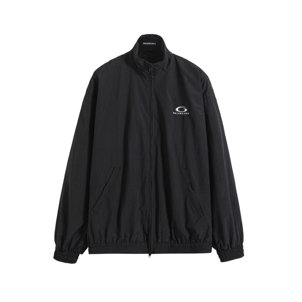 ブラック系ジャケットを服に合わせるなら見るべき3点