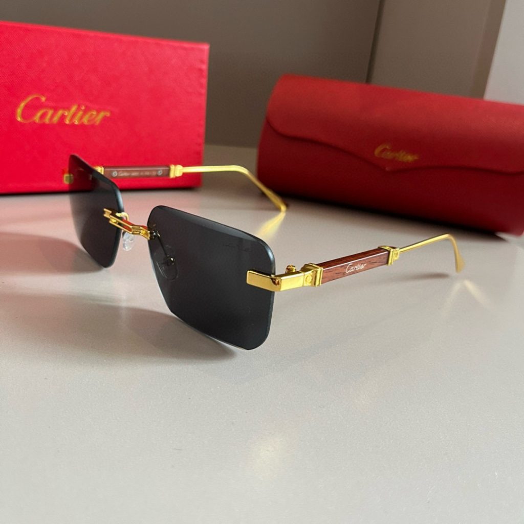 CARTIE カルティエ メンズサングラス 金色フレーム 木製テンプル ブラック リング付 通勤 カジュアル 60字 - 画像 3