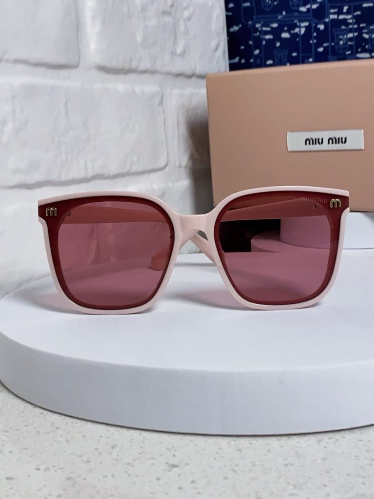 MIU MIU ミウミウ サングラス フレーム型 軽量 防紫外線 サングラス レディース ピンク 多色展開 - 画像 5