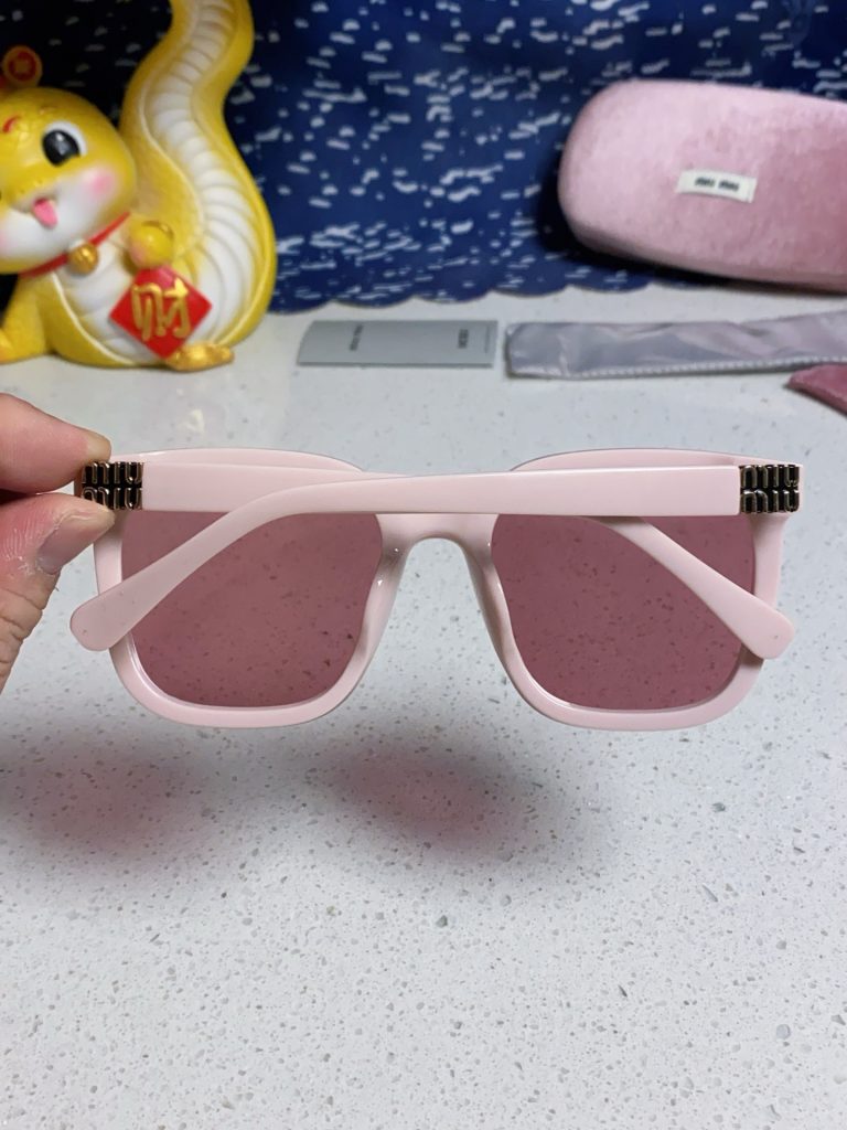 MIU MIU ミウミウ サングラス フレーム型 軽量 防紫外線 サングラス レディース ピンク 多色展開 - 画像 8