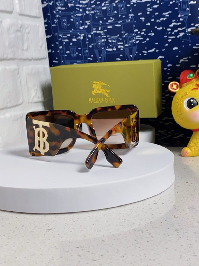 BURBERRY バーバリー サングラス メンズ レディース 大きめ フレーム TBロゴ 25年新款 BE4406U 蜂蜜色 多色展開 - 画像 6