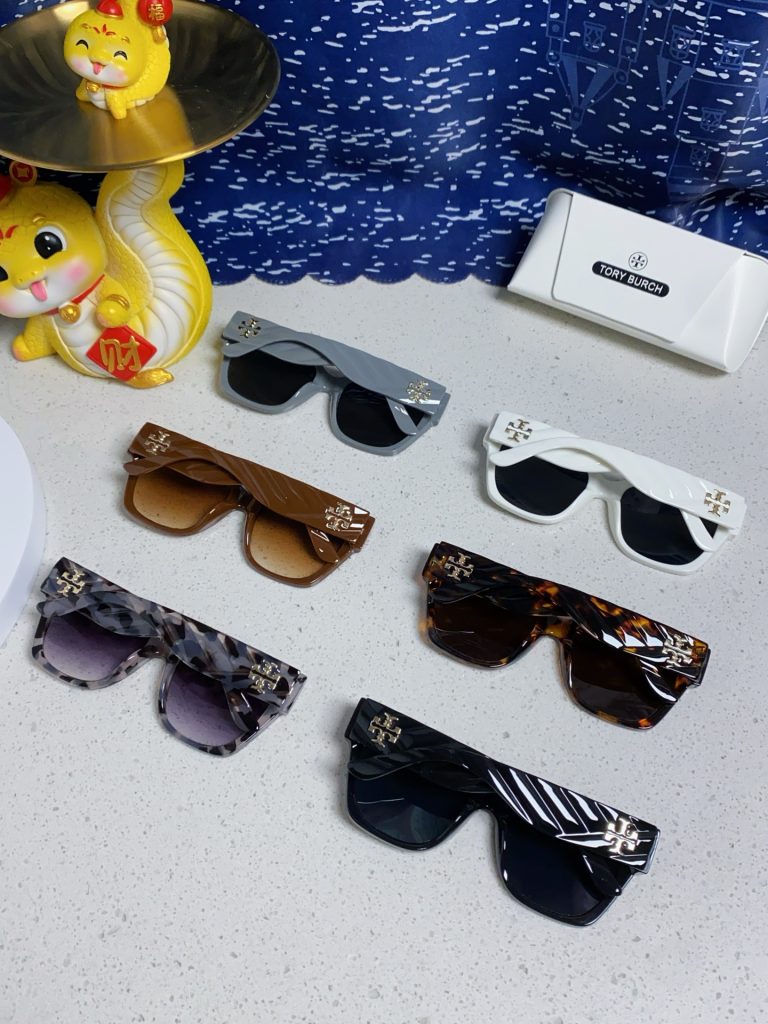 TORY BURCH トリー バーチ サングラス 大判フレーム レディース 防紫外線 ブラック 多色展開 - 画像 2