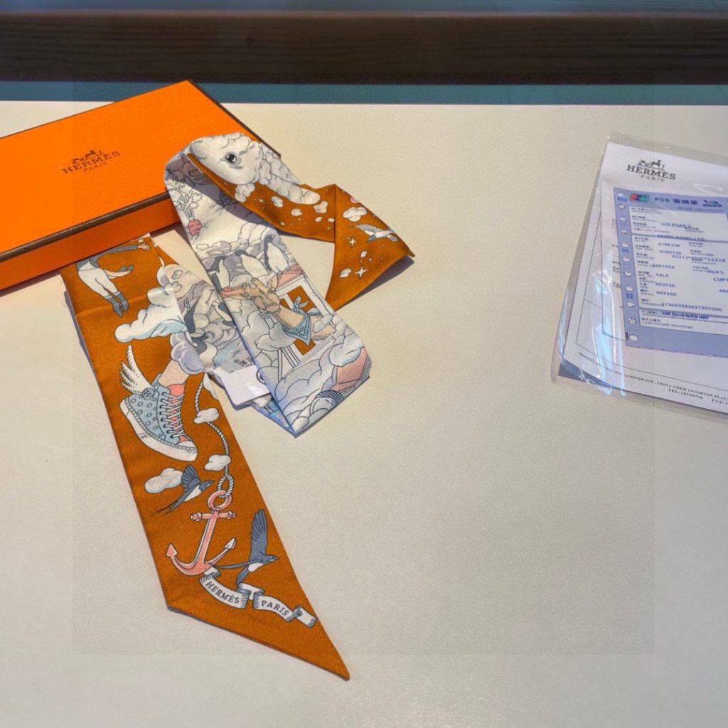 エルメス　Hermes　大人気♡♡エルメスツイリー　スカーフ　レディーススカーフ　ツイリー　Twilly　Scarf　オシャレ　4点☆ - 画像 3