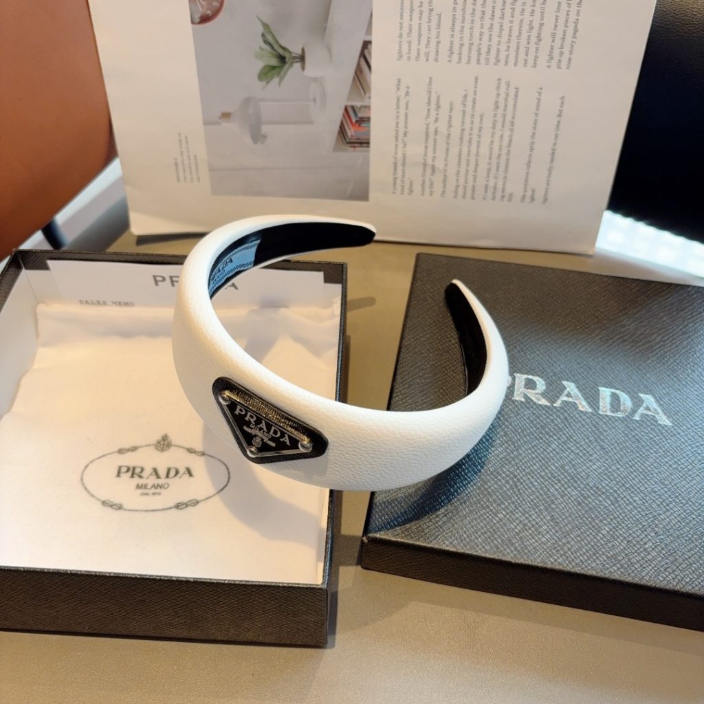 PRADA プラダ ヘッドバンド 本革 ファッション ブランド ブラック ホワイト 全2色 - 画像 8