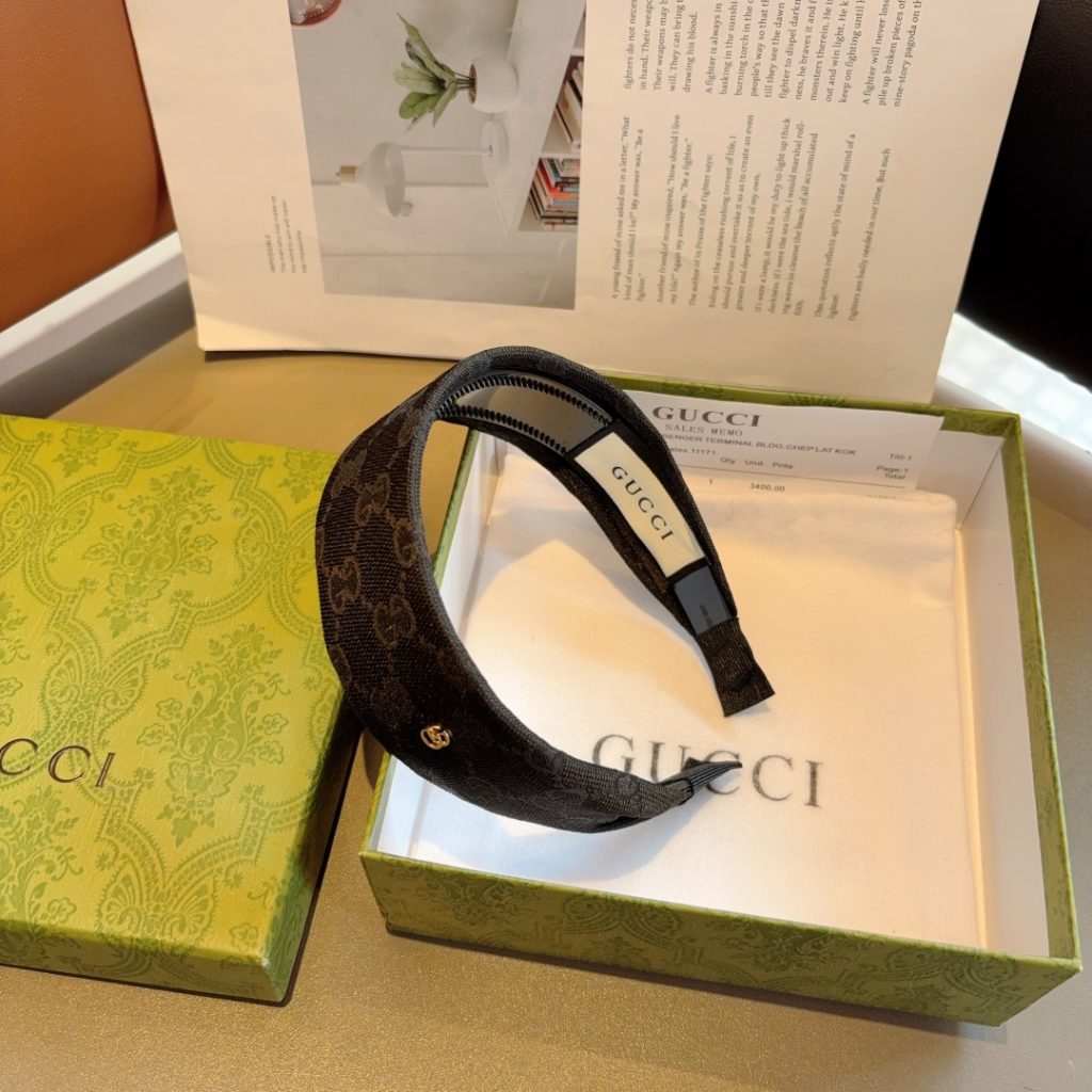 GUCCI グッチ ヘアアクセサリー 本革 ブランド アクセサリー 全2色 - 画像 6