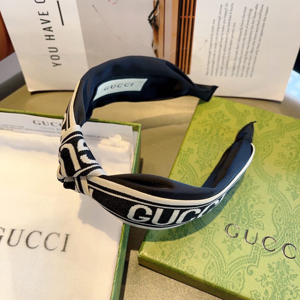 GUCCI グッチ ヘアバンド ロゴ ブランド ブラック 全1色 - 画像 7