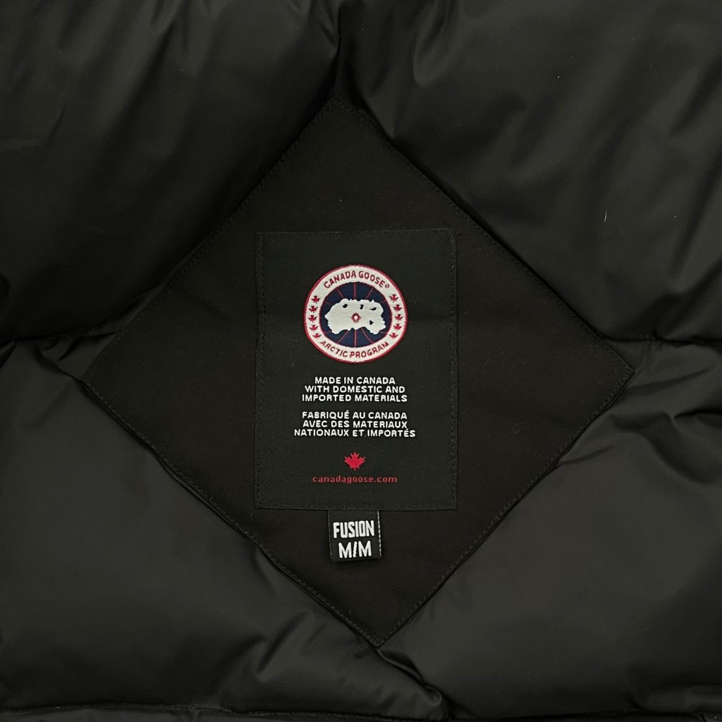 カナダグース　ダウン　コート　レディース　ロングダウンコート　Canada Goose 　ダウンジャケット　無地　ブラック　サイズＭ - 画像 5