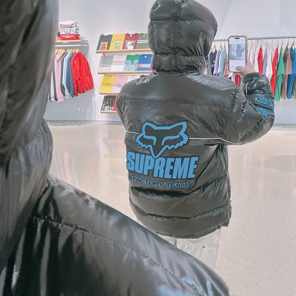 SUPREME スーパー 保温ジャケット ファクトリーチーム レッド ブラック 全2色 - 画像 5