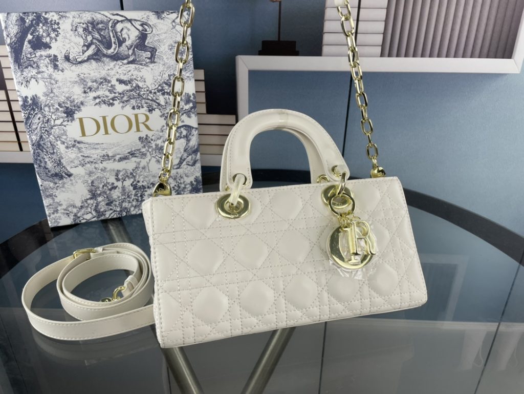 ディオール新作　DIOR　レディ ディオール　ショルダーバッグ　レディ D-JOY　レザー　5色 - 画像 3
