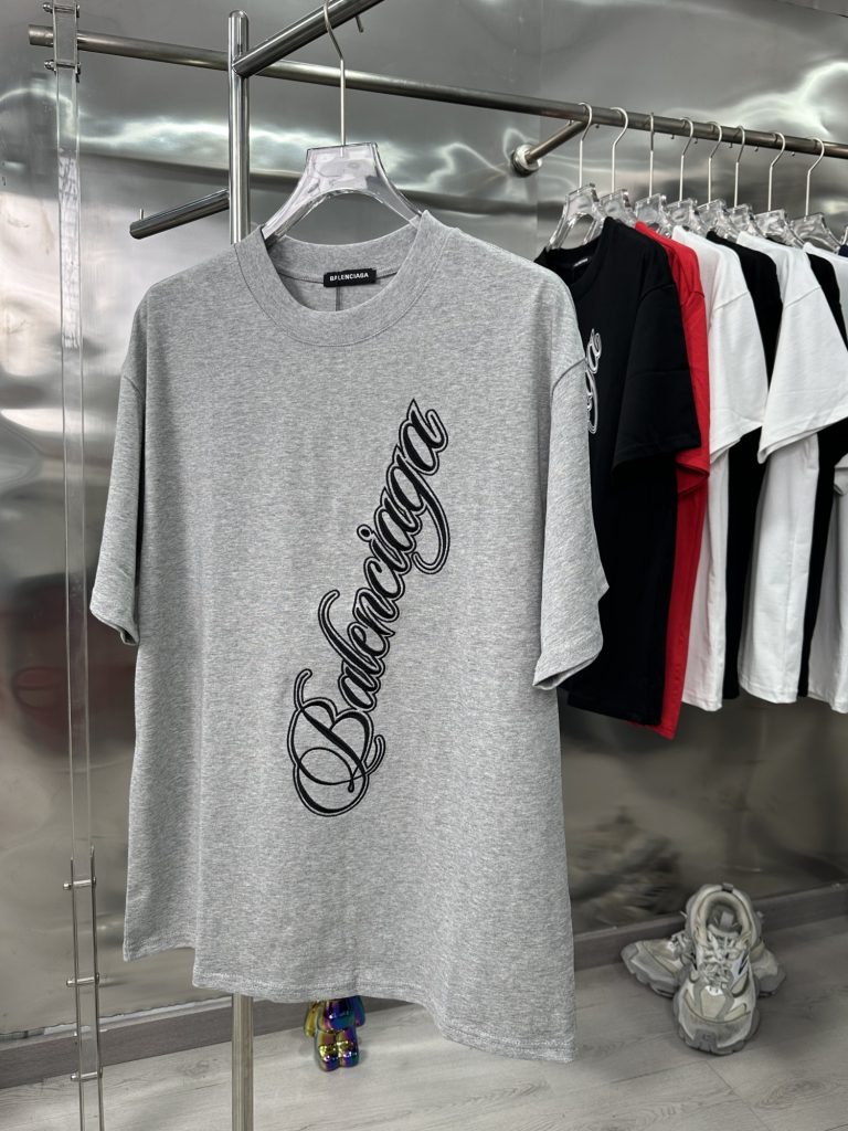 BALENCIAGA　バレンシアガ　Tシャツ　シンプル　刺繍　クルーネックTシャツ　シャツ　半袖Tシャツ　カップルコーデ　Tshirt　男女兼用　M-XXXL - 画像 7