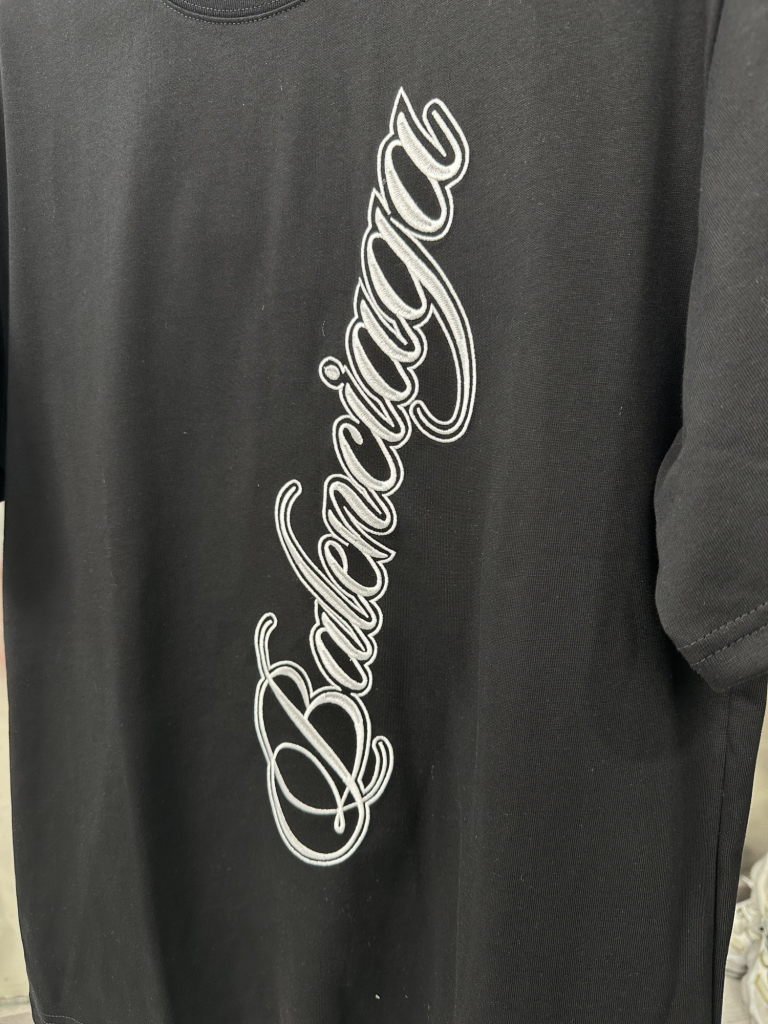 BALENCIAGA　バレンシアガ　Tシャツ　シンプル　刺繍　クルーネックTシャツ　シャツ　半袖Tシャツ　カップルコーデ　Tshirt　男女兼用　M-XXXL - 画像 4