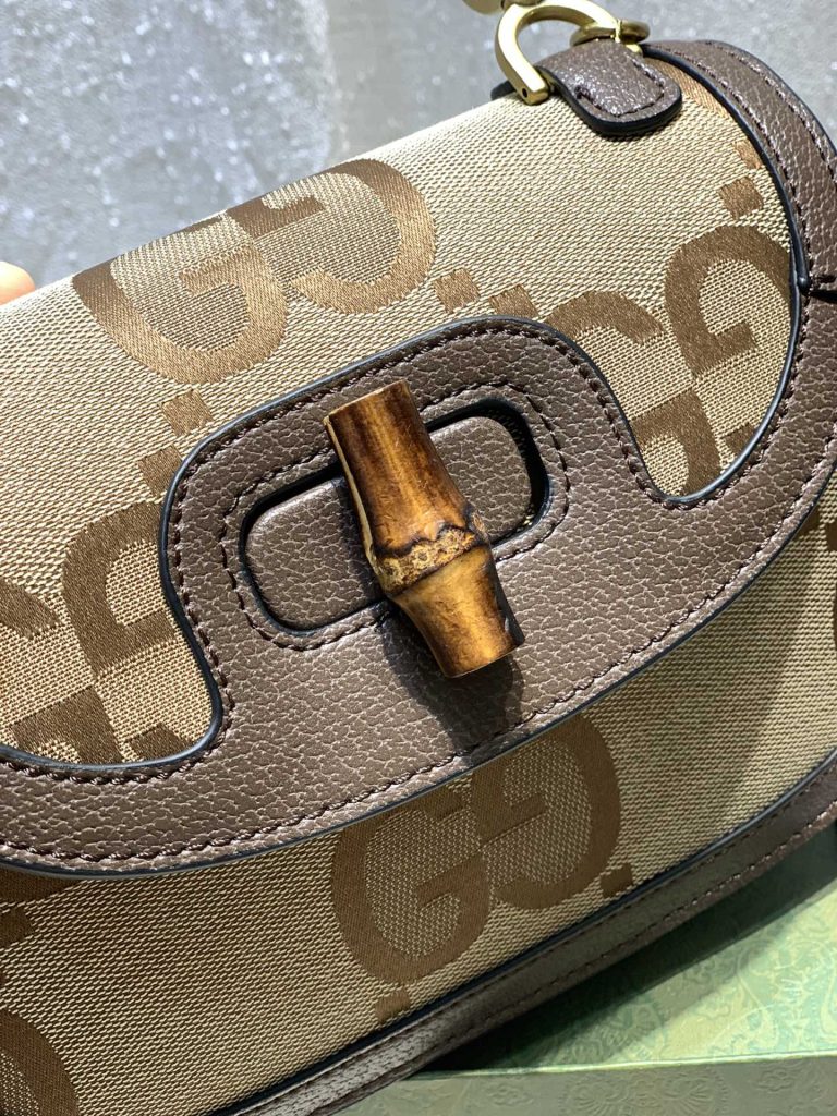 超アレ　グッチ　Gucci Bamboo 1947　バンブー 1947　GGスプリーム　スモール　ブラウンショルダーバッグ　2WAY - 画像 3
