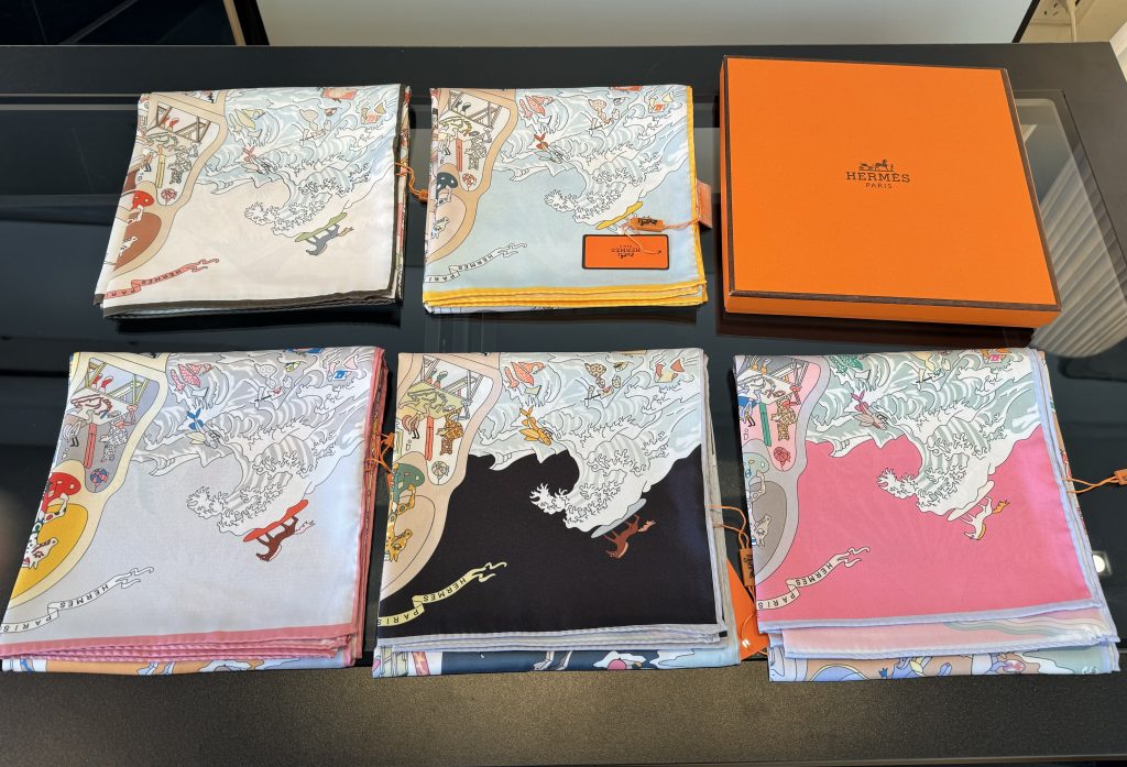 エルメス HERMES シルク アカデミア・イピカ ブラン スカーフ90 ジャン ヴェール 5色 - 画像 2