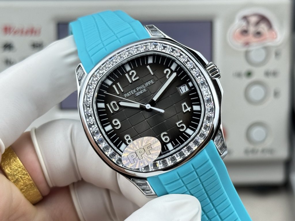 PATEK PHILIPPE パテックフィリップ アクアノート 腕時計 メンズ 324一体機芯 ダイヤモンドベゼル ディヴスラン - 画像 2