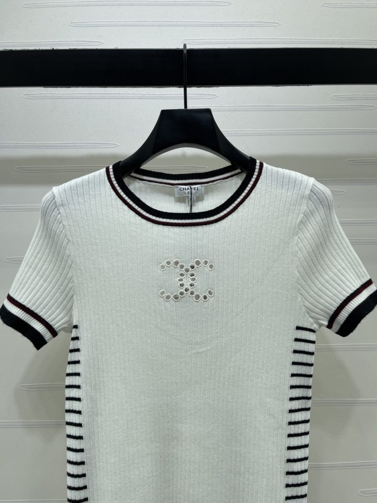 CHANEL シャネル ニット Tシャツ レディース ロゴ刺繍 縦リブ 白 - 画像 5