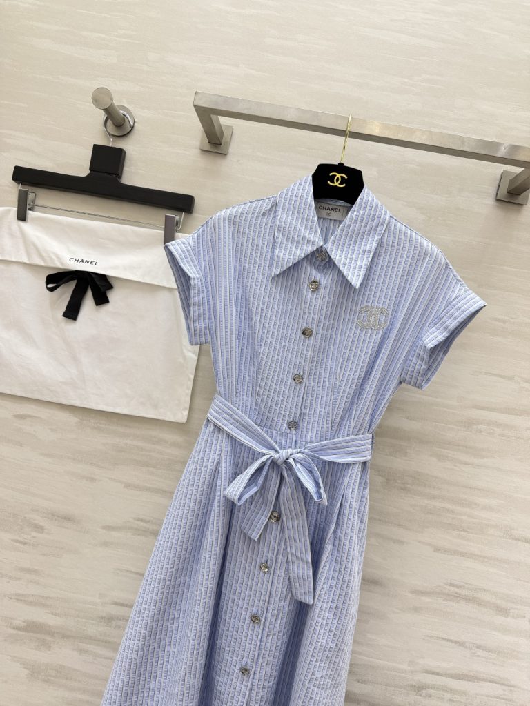 CHANEL シャネル ワンピース レディース 綿100% リブストライプ フロントボタン ショートスリーブ ロング丈 ブルー - 画像 2