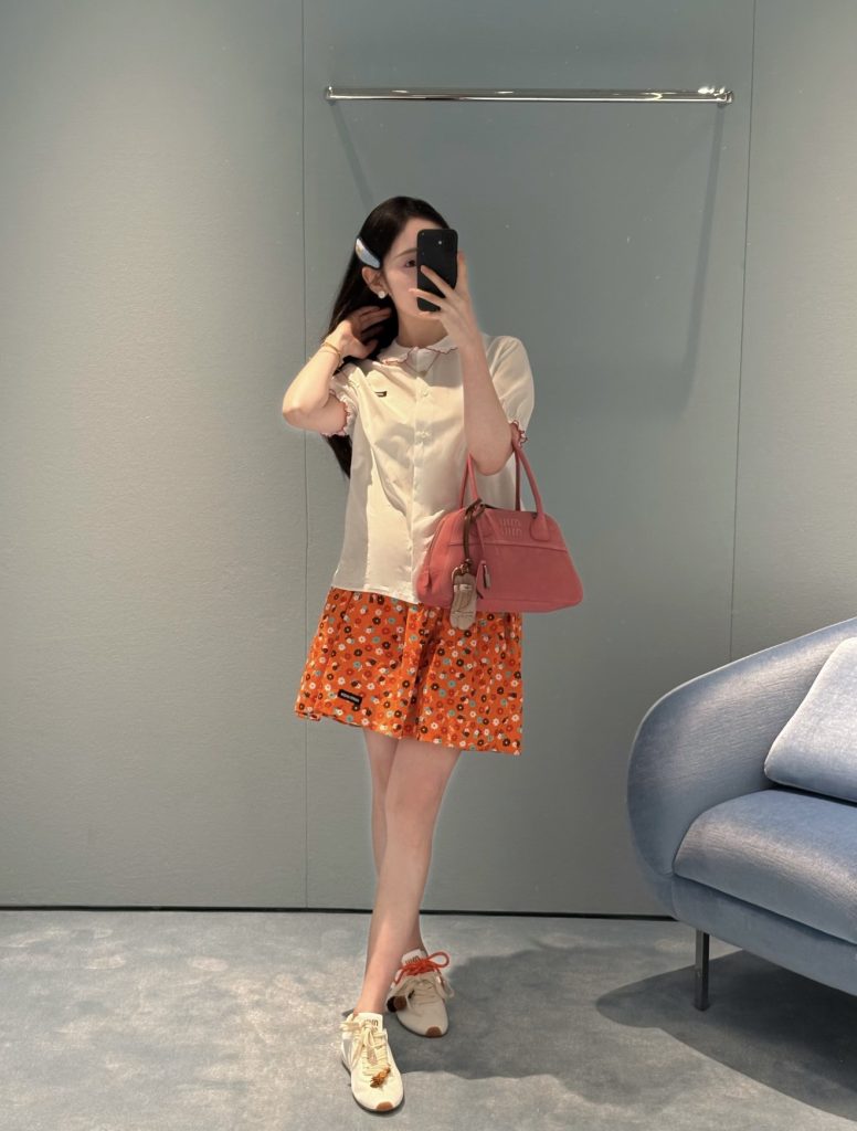 MIU MIU ミュウミュウ レディース シャツ ドレスアップ レイヤード 白 - 画像 4