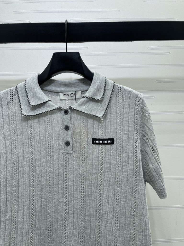 MIU MIU ミウミウ ニット Tシャツ メンズ ポロネック シルエット 綿混 青灰 全2色 - 画像 2