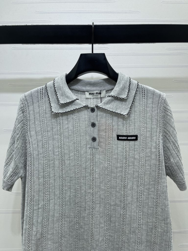 MIU MIU ミウミウ ニット Tシャツ メンズ ポロネック シルエット 綿混 青灰 全2色 - 画像 4