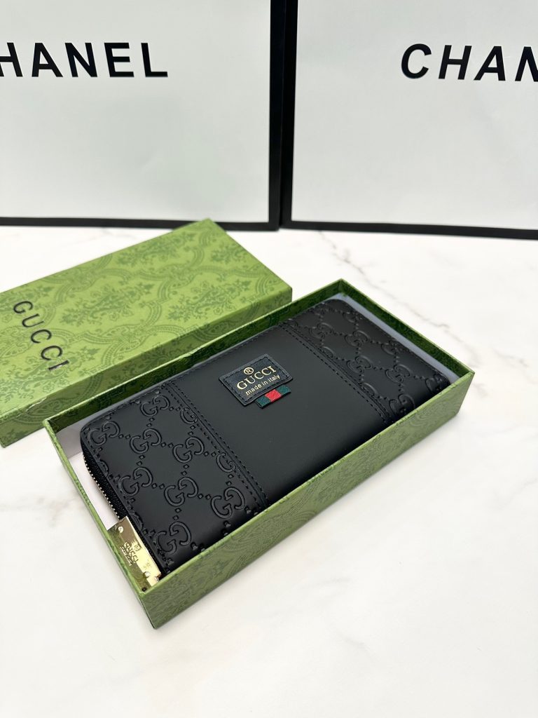 GUCCI グッチ 長財布 ロングウォレット 黒 財布・小物｜ギフト選びで予算内で見たいポイント