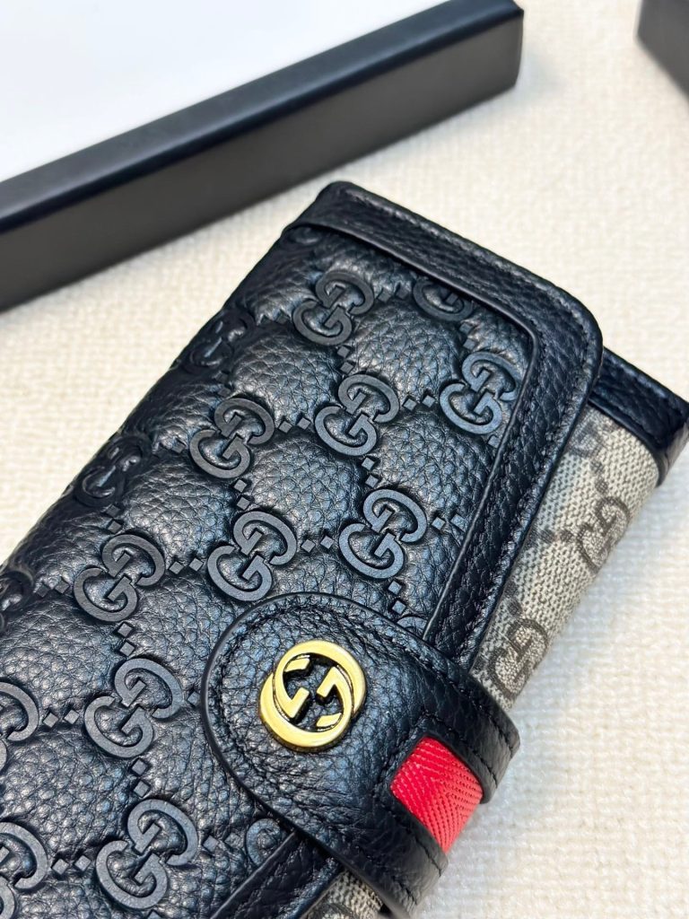 GUCCI グッチ 2つ折り財布 黒 ファスナー 19x10 カード収納 - 画像 5