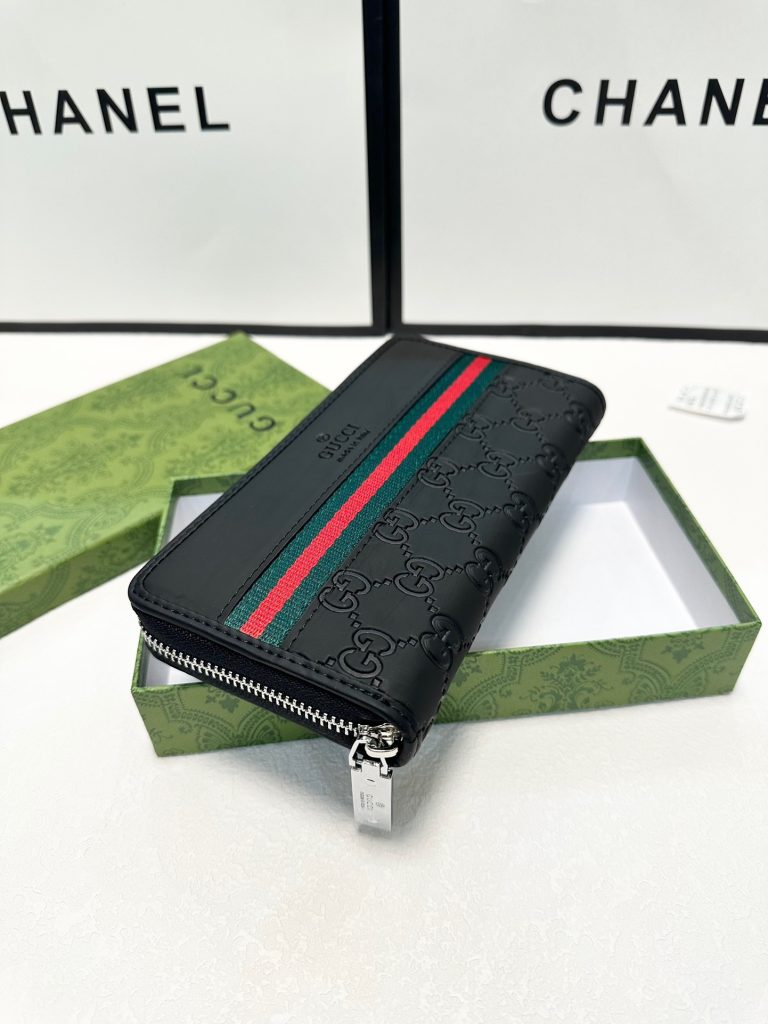 GUCCI グッチ 長財布 ブラック グラフィティ GG リング付き 20x10cm - 画像 2