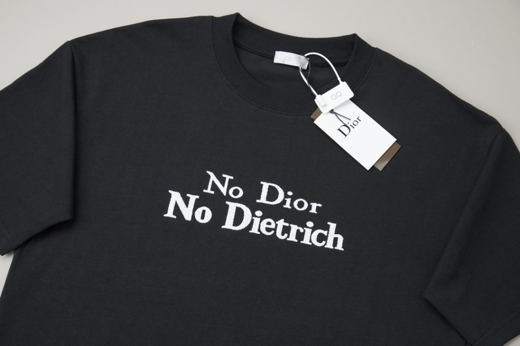 ディオール コピー ロゴ刺繍Tシャツ 男女兼用 シンプルデザイン 黒 - 画像 3