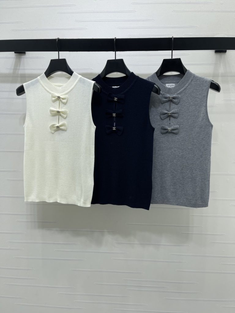 CHANEL コピー ニット ウエストラインを強調する立体リボンデザインのカーディガン 白/黒/グレー 3色展開