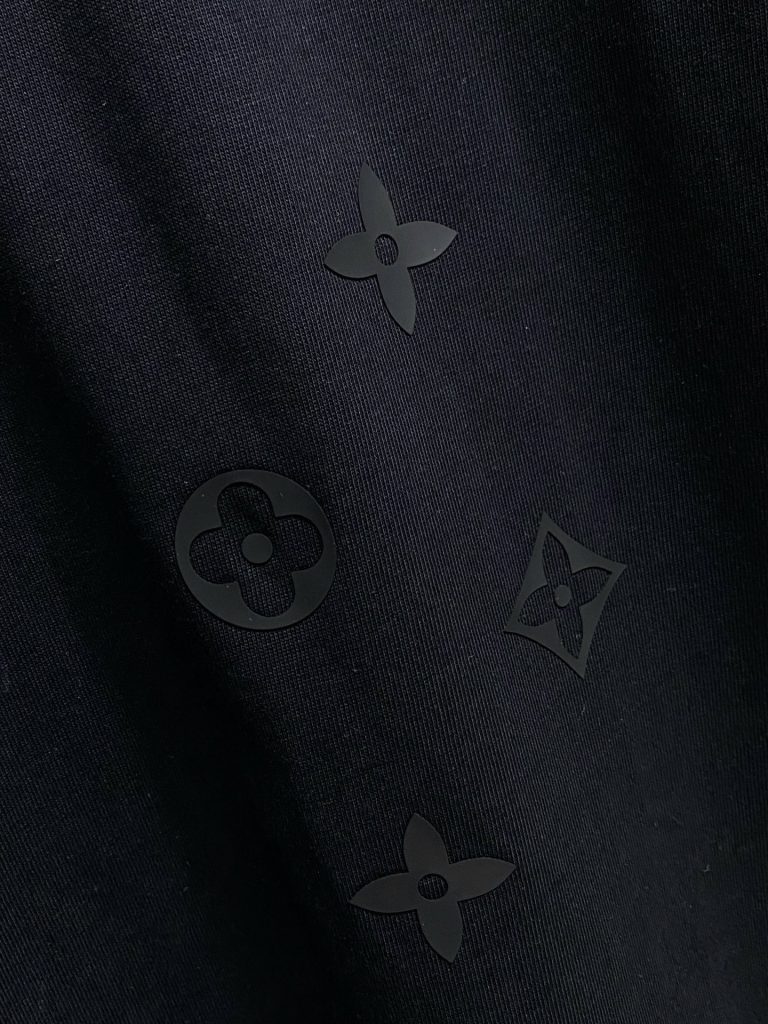 Louis Vuitton上下2点セットアップ ルイヴィトン 半袖Tシャツと半ズボン LVカジュアルウェア モノグラム メンズ ブラック - 画像 5